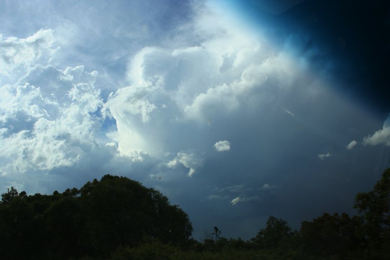 thunderstorm cumulonimbus_incus : near Yarraman, Qld   26 December 2005