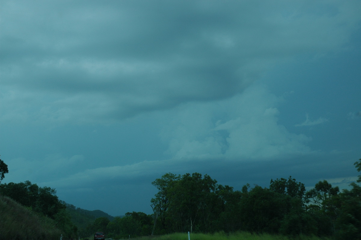 cumulonimbus thunderstorm_base : NW of Brisbane, NSW   26 December 2005