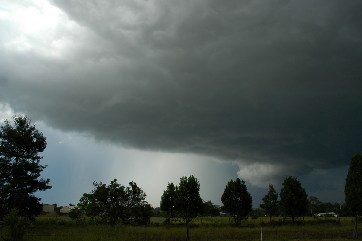 raincascade precipitation_cascade : NW of Brisbane, NSW   26 December 2005