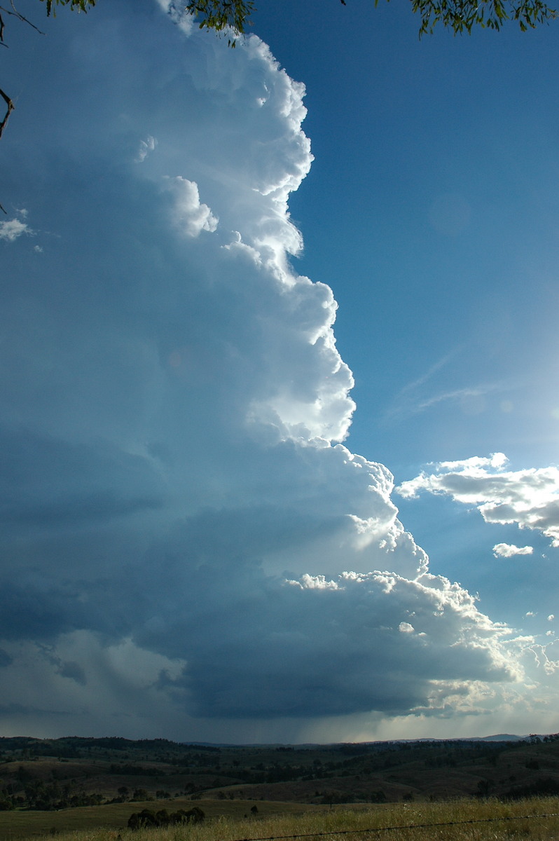 updraft thunderstorm_updrafts : near Yarraman, QLD   26 December 2005