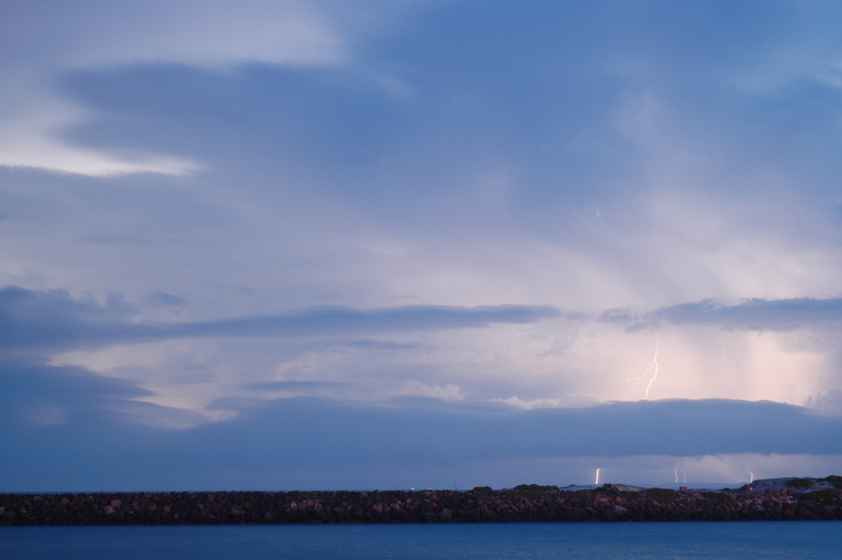 lightning lightning_bolts : Ballina, NSW   28 December 2005