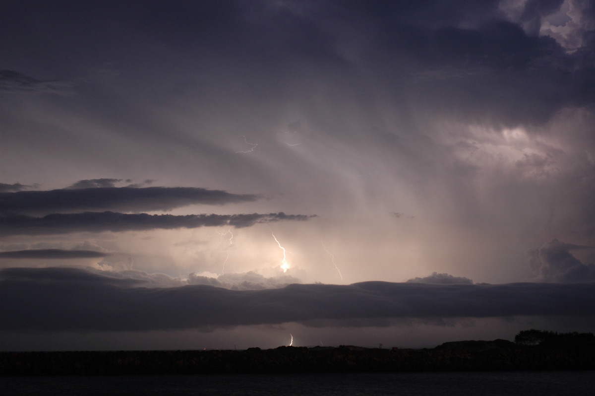 lightning lightning_bolts : Ballina, NSW   28 December 2005