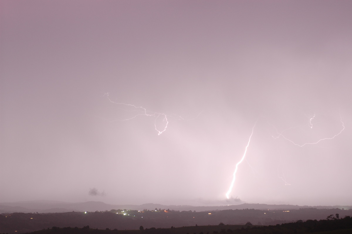 lightning lightning_bolts : McLeans Ridges, NSW   28 December 2005