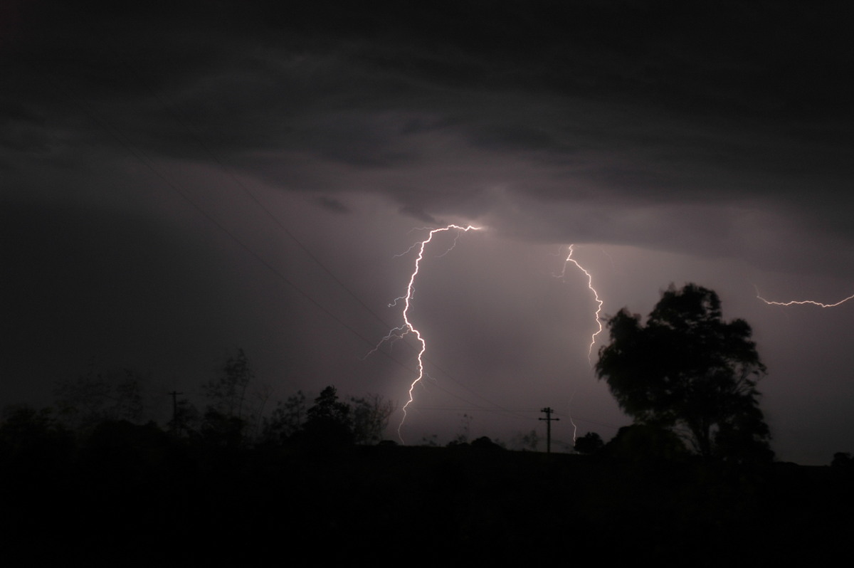 lightning lightning_bolts : Parrots Nest, NSW   3 January 2006