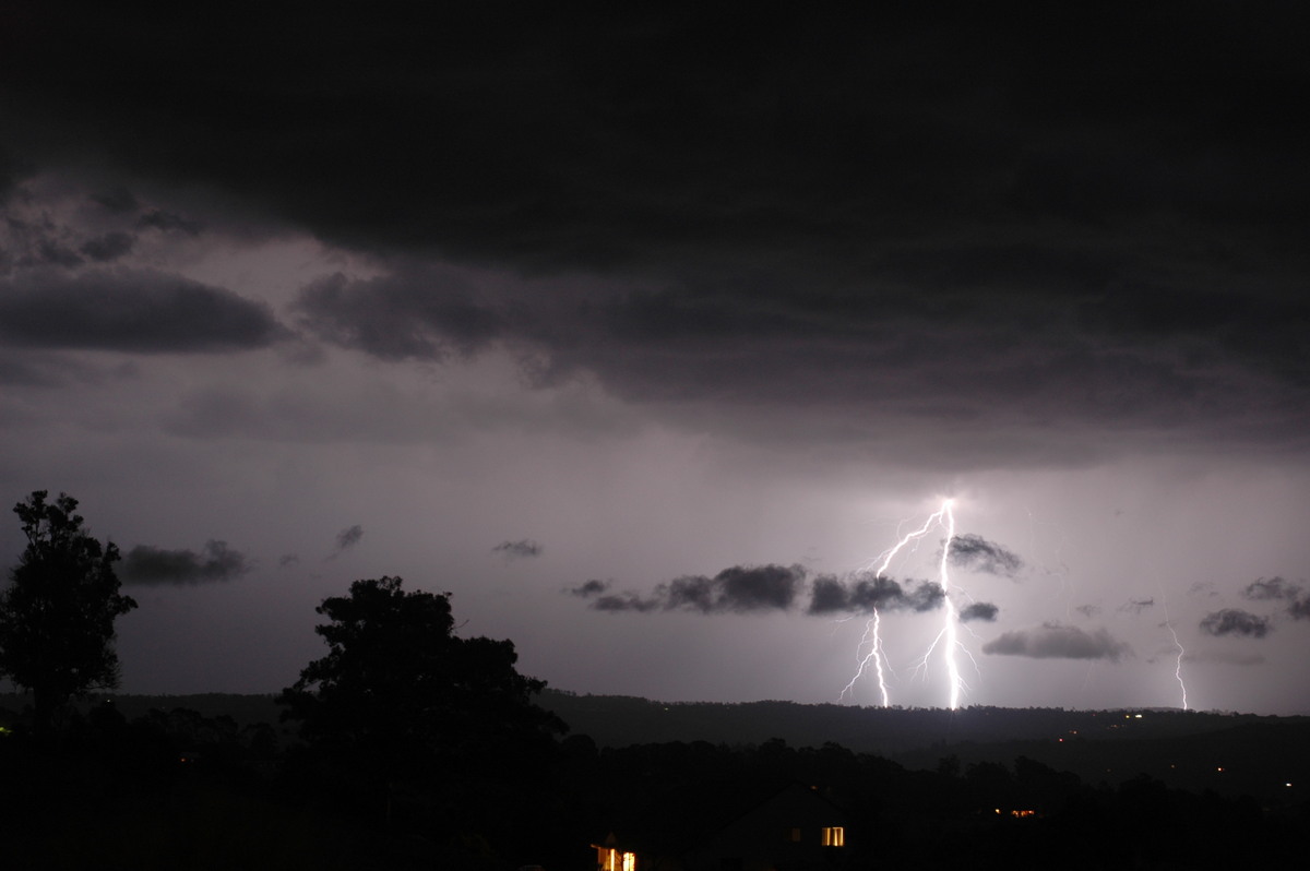 lightning lightning_bolts : McLeans Ridges, NSW   3 January 2006