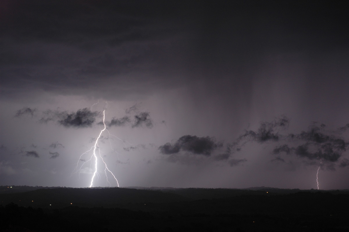 lightning lightning_bolts : McLeans Ridges, NSW   3 January 2006