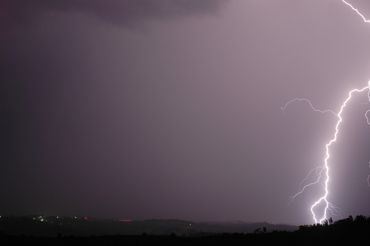 lightning lightning_bolts : McLeans Ridges, NSW   3 January 2006