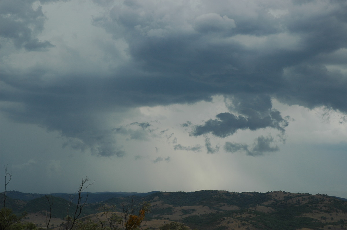 cumulonimbus thunderstorm_base : W of Tenterfield, NSW   4 February 2006