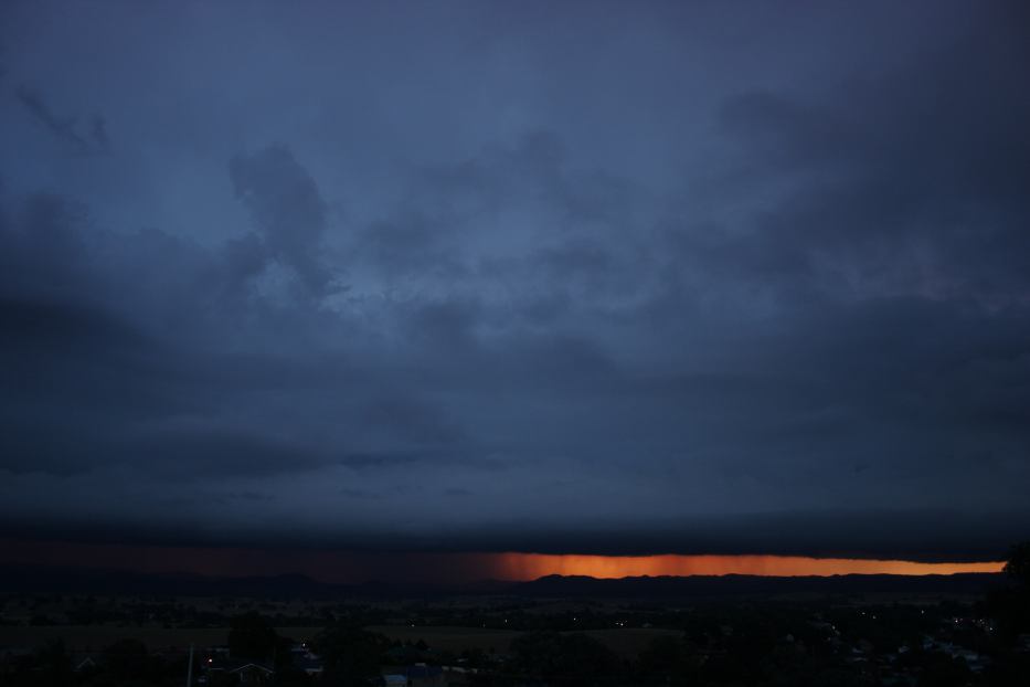 shelfcloud shelf_cloud : Gulgong, NSW   16 February 2006