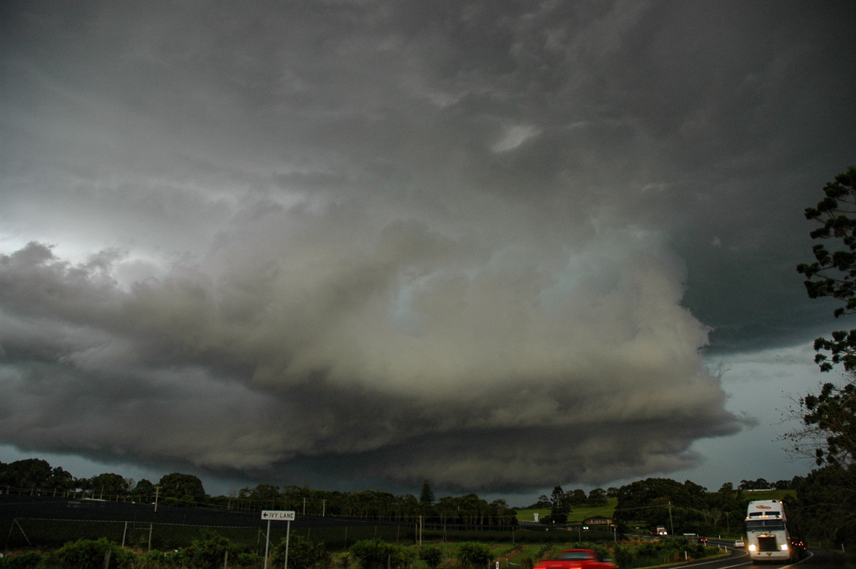 cumulonimbus thunderstorm_base : Knockrow, NSW   4 April 2006