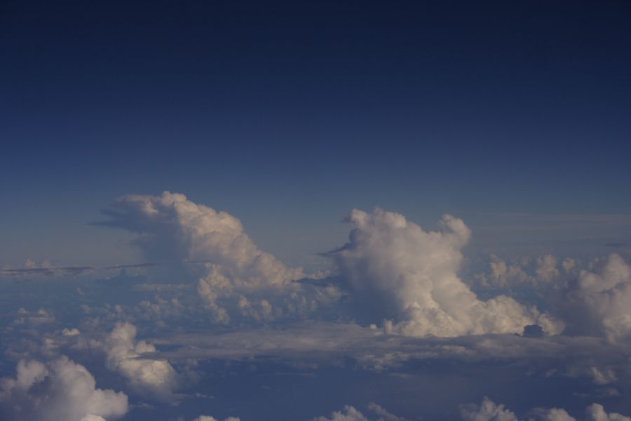 cloudsflying clouds_taken_from_plane : E of NSW, Pacific Ocean   14 April 2006