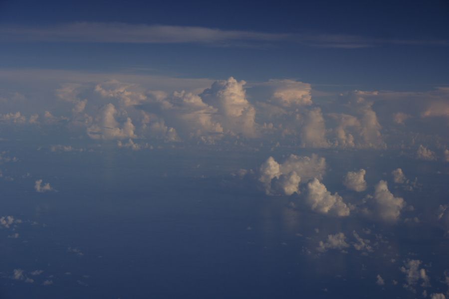 cumulus mediocris : E of NSW, Pacific Ocean   14 April 2006