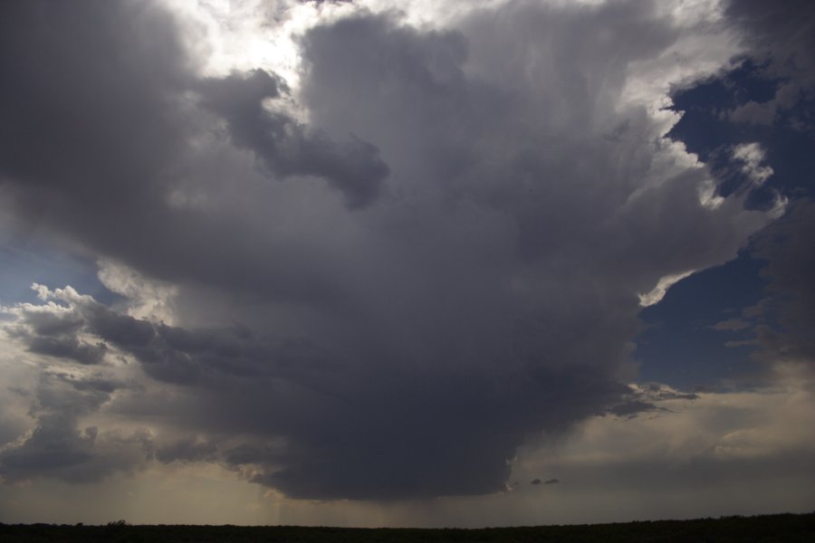 cumulonimbus supercell_thunderstorm : Matador, Texas, USA   3 May 2006