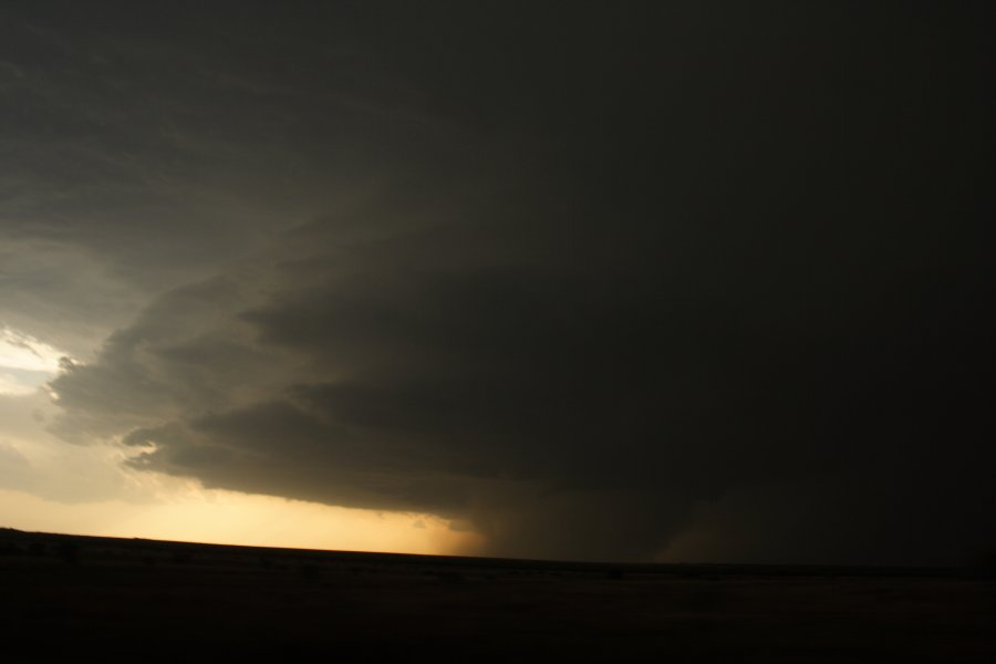 wallcloud thunderstorm_wall_cloud : Jayton, Texas, USA   3 May 2006