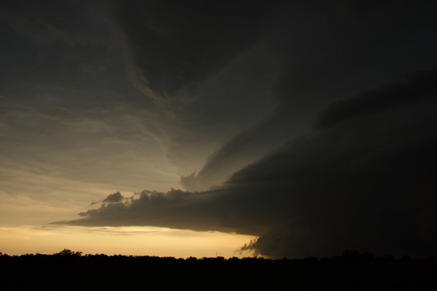 cumulonimbus supercell_thunderstorm : Jayton, Texas, USA   3 May 2006