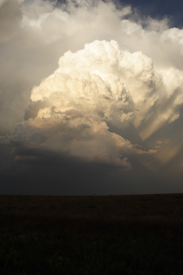 updraft thunderstorm_updrafts : Patricia, Texas, USA   5 May 2006