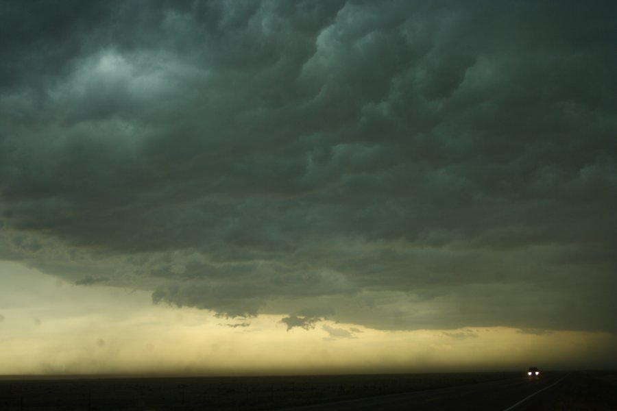 microburst micro_burst : near Haswell, Colorado, USA   22 May 2006