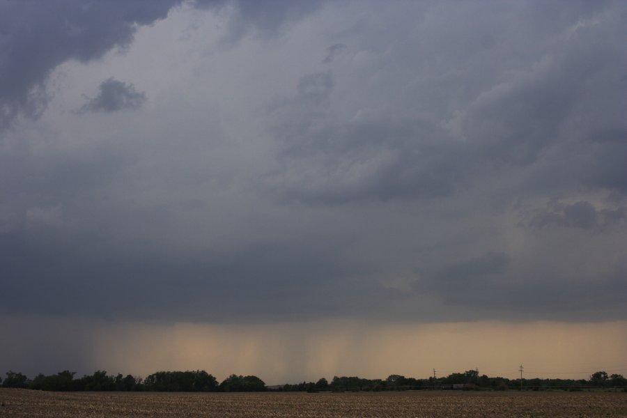 raincascade precipitation_cascade : W of Grand Island, Nebraska, USA   23 May 2006