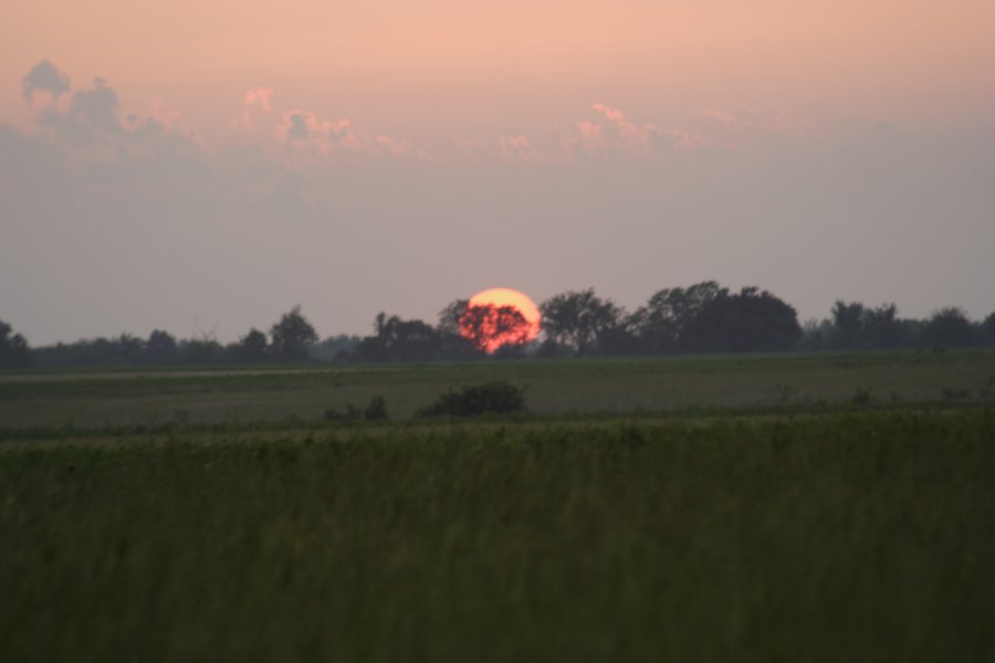sunset sunset_pictures : N of Joplin, Missouri, USA   24 May 2006