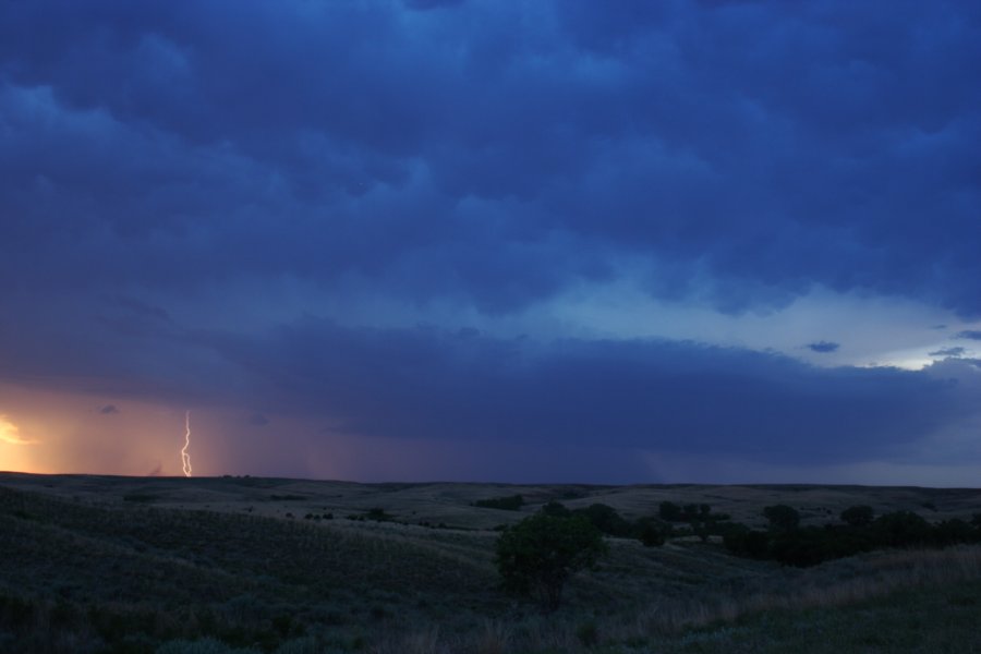 lightning lightning_bolts : N of Woodward, Oklahoma, USA   25 May 2006