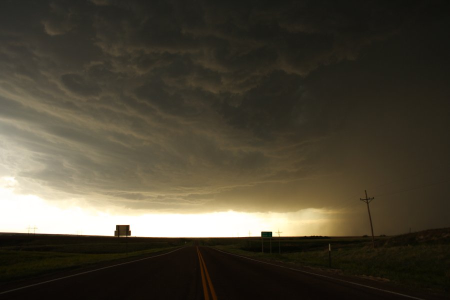 cumulonimbus thunderstorm_base : SW of Hoxie, Kansas, USA   26 May 2006