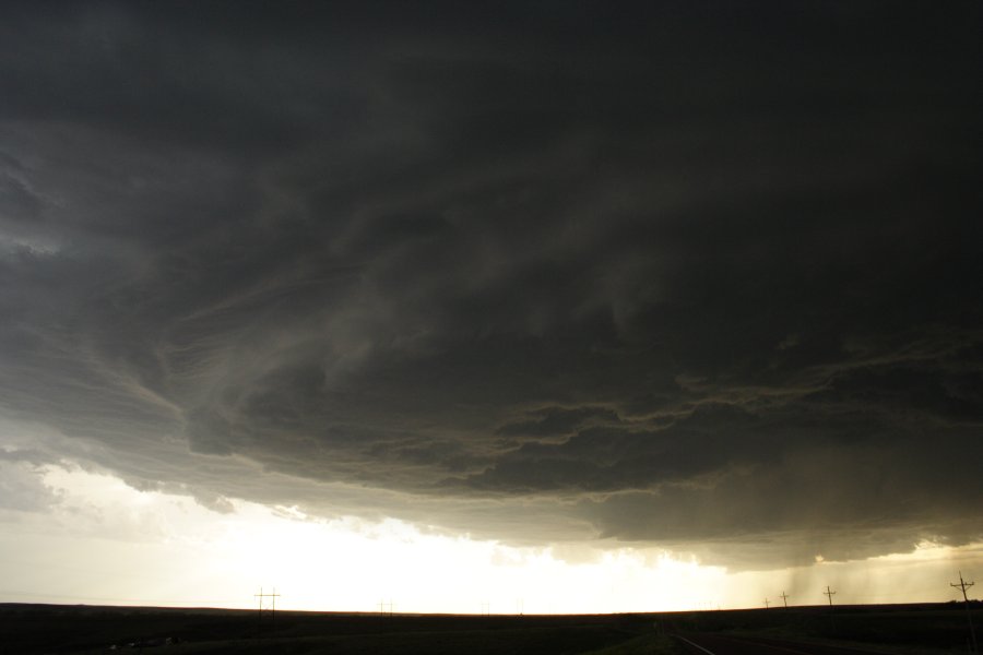 cumulonimbus supercell_thunderstorm : SW of Hoxie, Kansas, USA   26 May 2006