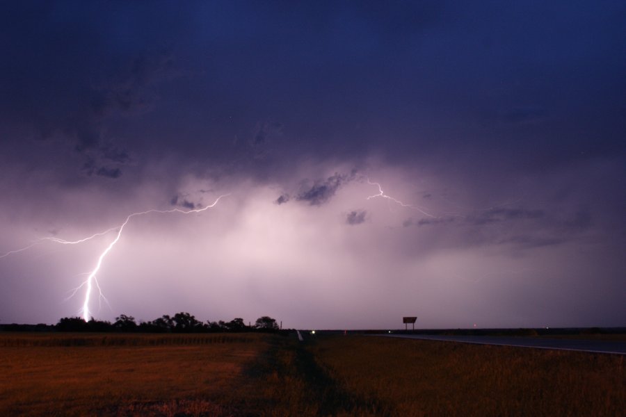 lightning lightning_bolts : near Hoxie, Kansas, USA   26 May 2006