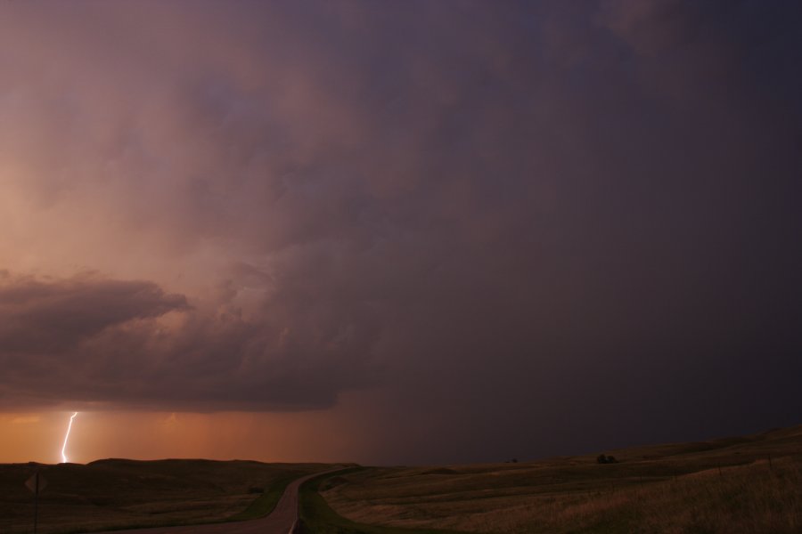 favourites jimmy_deguara : south of Bismark, North Dakota, USA   27 May 2006