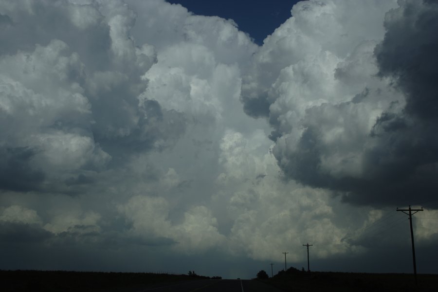 updraft thunderstorm_updrafts : E of Wheeler, Texas, USA   30 May 2006