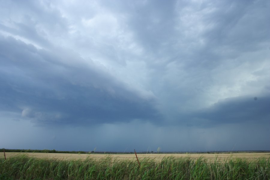 cumulonimbus thunderstorm_base : near Mangum, Oklahoma, USA   30 May 2006