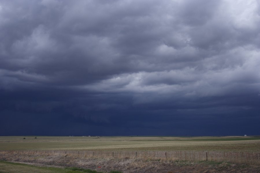 cumulonimbus supercell_thunderstorm : E of Limon, Colorado, USA   31 May 2006