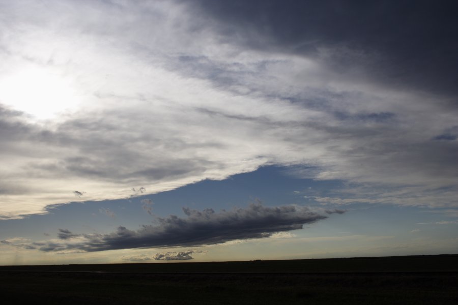 cirrostratus cirrostratus_cloud : E of Limon, Colorado, USA   31 May 2006