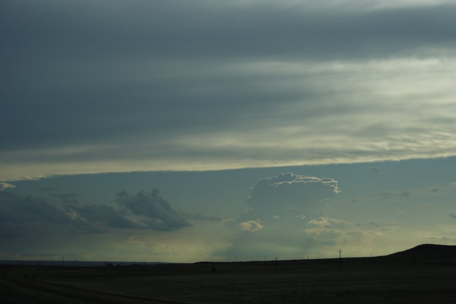 thunderstorm cumulonimbus_calvus : near Limon, Colorado, USA   31 May 2006