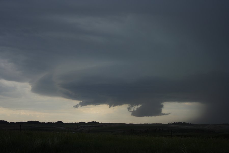 cumulonimbus supercell_thunderstorm : E of Billings, Montana, USA   8 June 2006