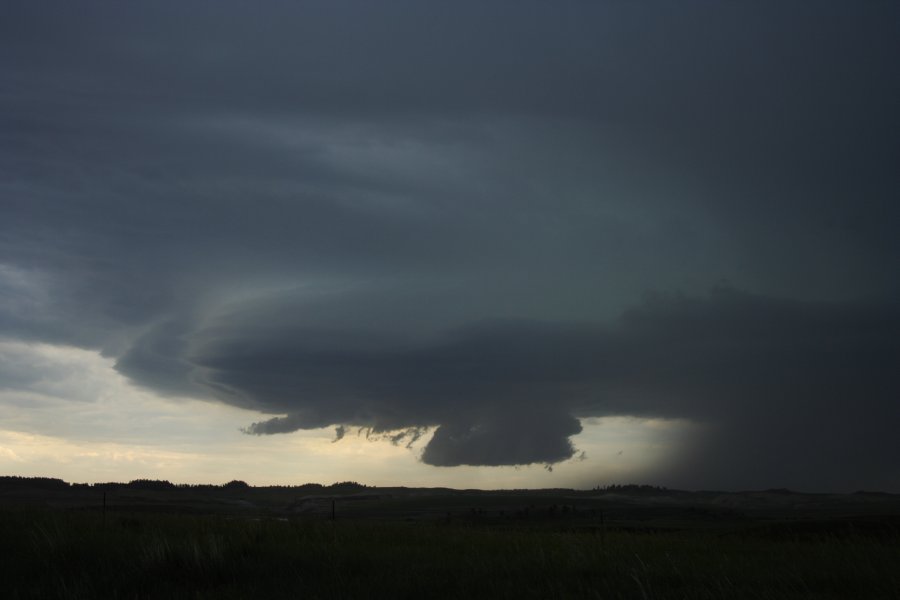 cumulonimbus supercell_thunderstorm : E of Billings, Montana, USA   8 June 2006