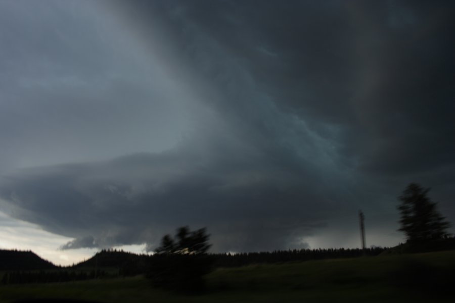 wallcloud thunderstorm_wall_cloud : E of Billings, Montana, USA   8 June 2006