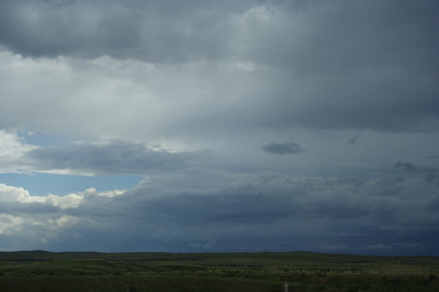 cumulonimbus supercell_thunderstorm : NW of Newcastle, Wyoming, USA   9 June 2006