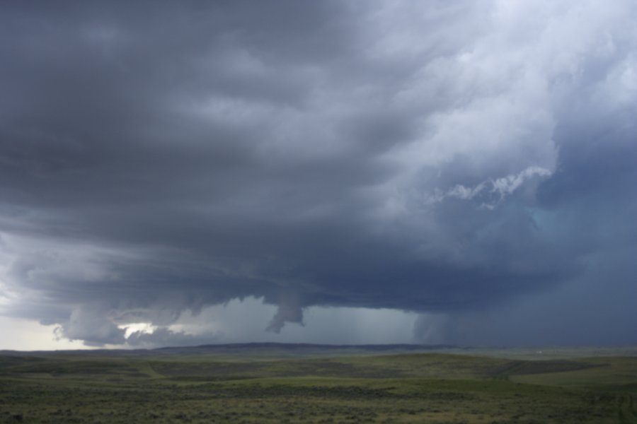 cumulonimbus supercell_thunderstorm : NW of Newcastle, Wyoming, USA   9 June 2006