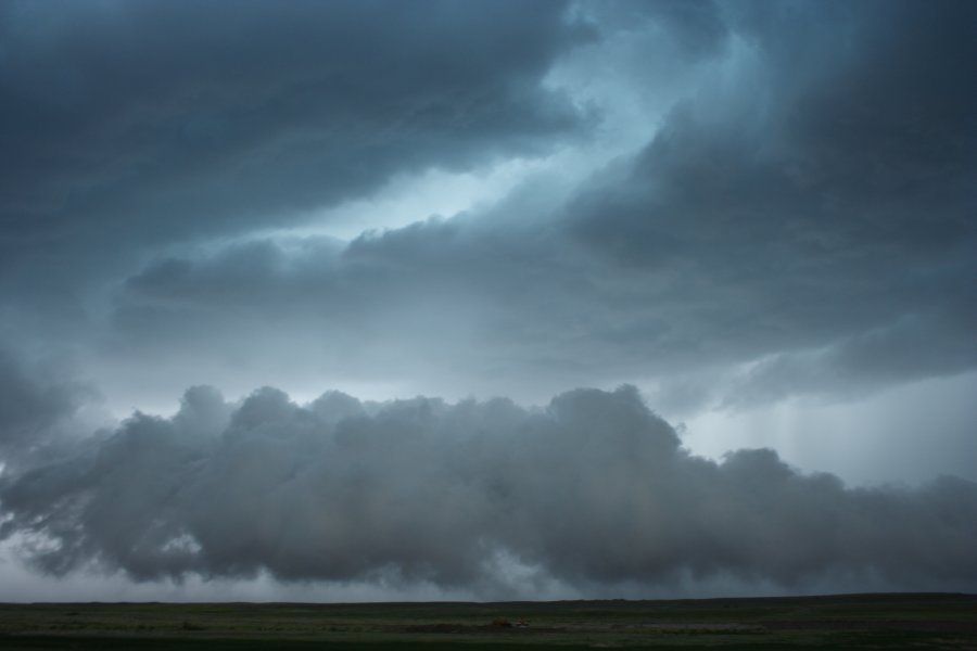 cumulonimbus thunderstorm_base : NW of Newcastle, Wyoming, USA   9 June 2006