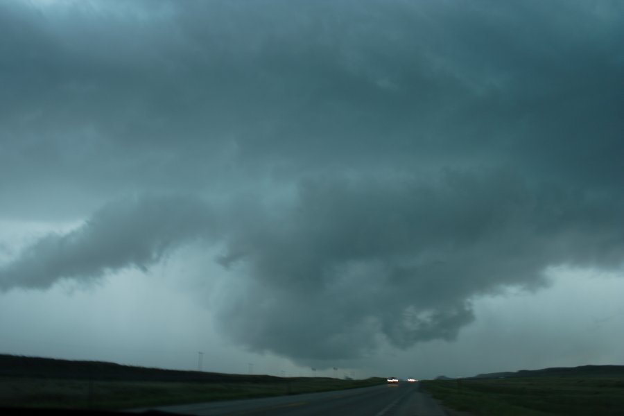 cumulonimbus supercell_thunderstorm : NW of Newcastle, Wyoming, USA   9 June 2006