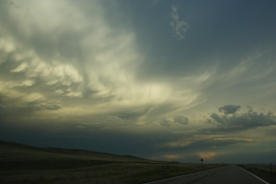 anvil thunderstorm_anvils : Scottsbluff, Nebraska, USA   9 June 2006