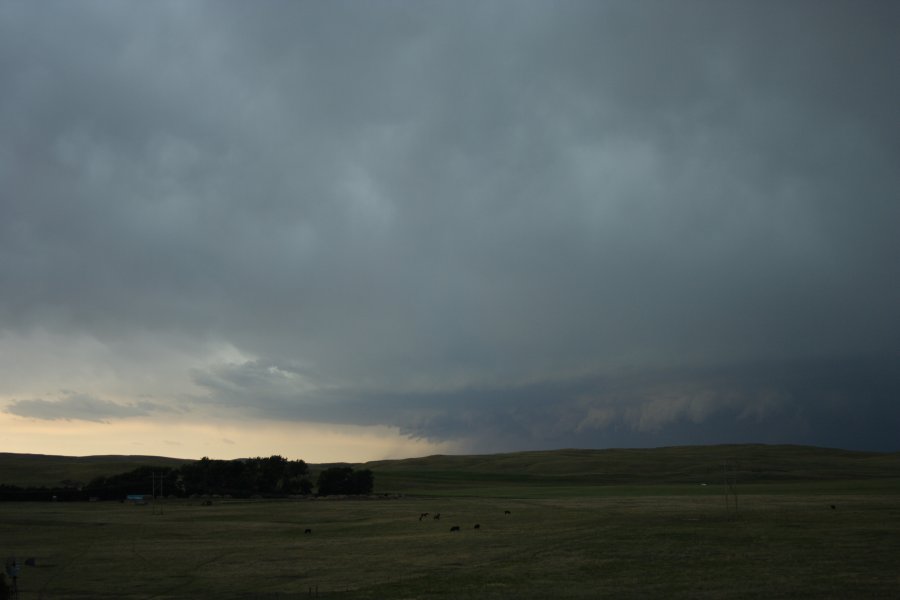 cumulonimbus supercell_thunderstorm : N of Authur, Nebraska, USA   10 June 2006