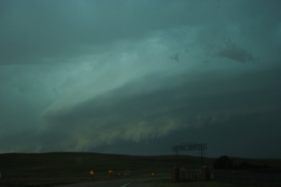 shelfcloud shelf_cloud : N of Authur, Nebraska, USA   10 June 2006