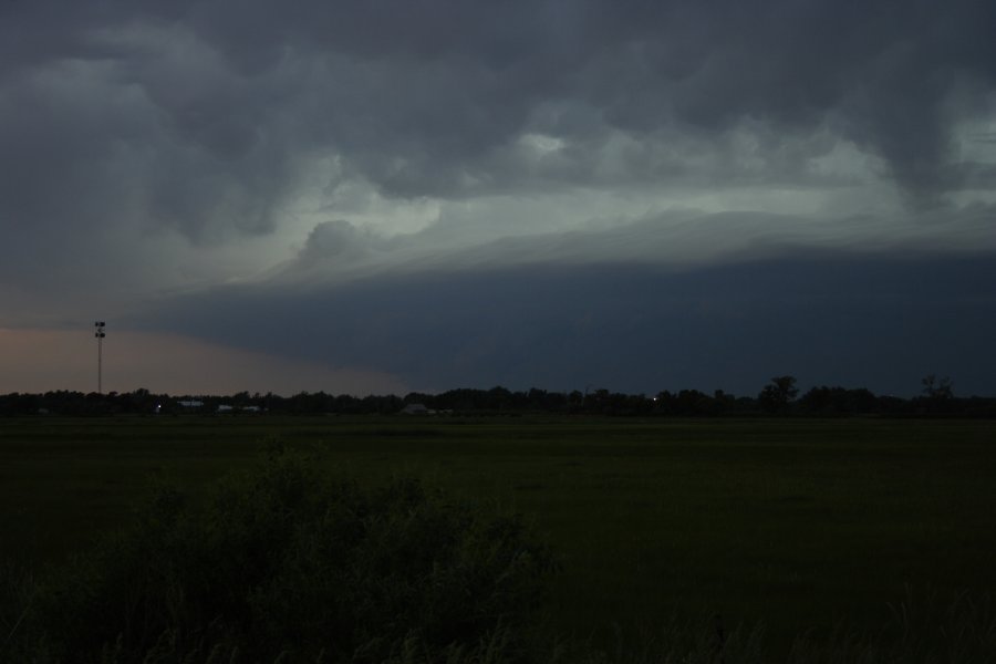 shelfcloud shelf_cloud : SE of Authur, Nebraska, USA   10 June 2006