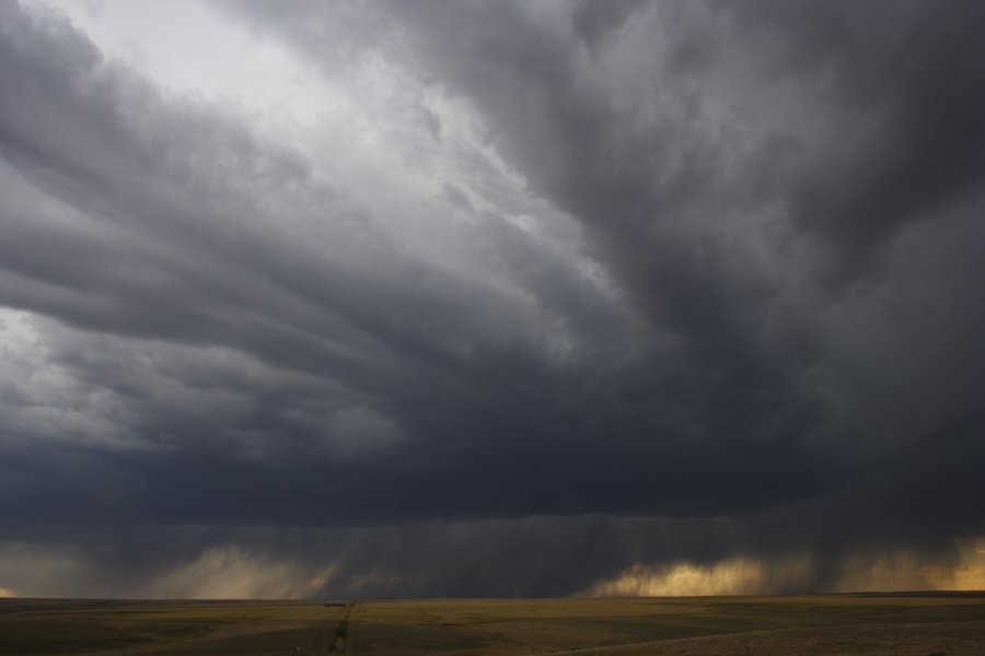 raincascade precipitation_cascade : S of Fort Morgan, Colorado, USA   11 June 2006