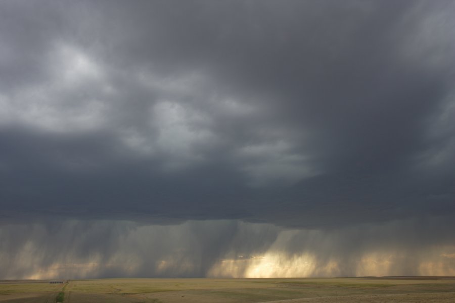 raincascade precipitation_cascade : S of Fort Morgan, Colorado, USA   11 June 2006