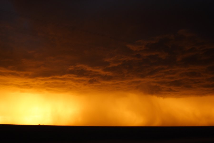 cumulonimbus thunderstorm_base : S of Fort Morgan, Colorado, USA   11 June 2006