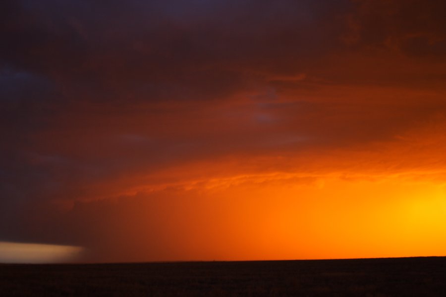 cumulonimbus thunderstorm_base : S of Fort Morgan, Colorado, USA   11 June 2006