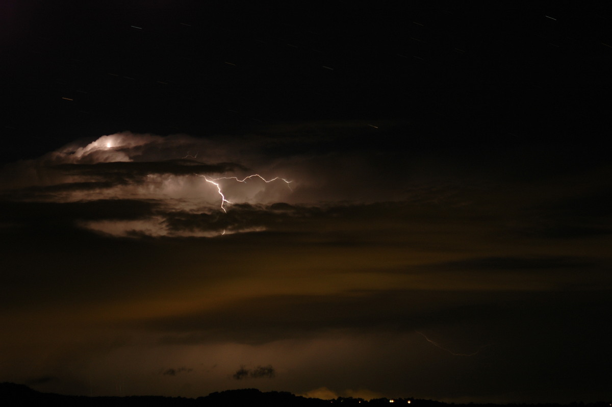 lightning lightning_bolts : McLeans Ridges, NSW   24 June 2006