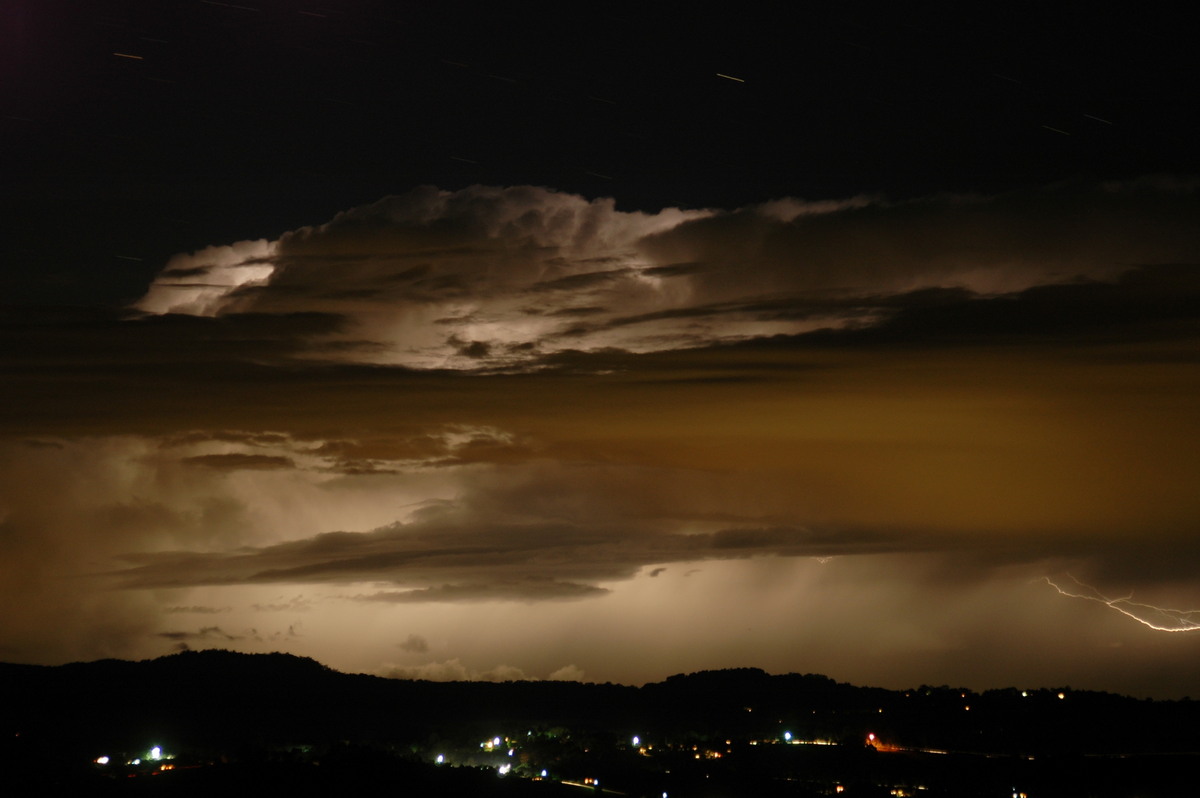 lightning lightning_bolts : McLeans Ridges, NSW   24 June 2006